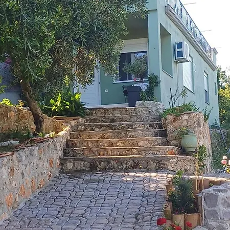 G.Tzanis Luxury Apartments Parga Extérieur photo