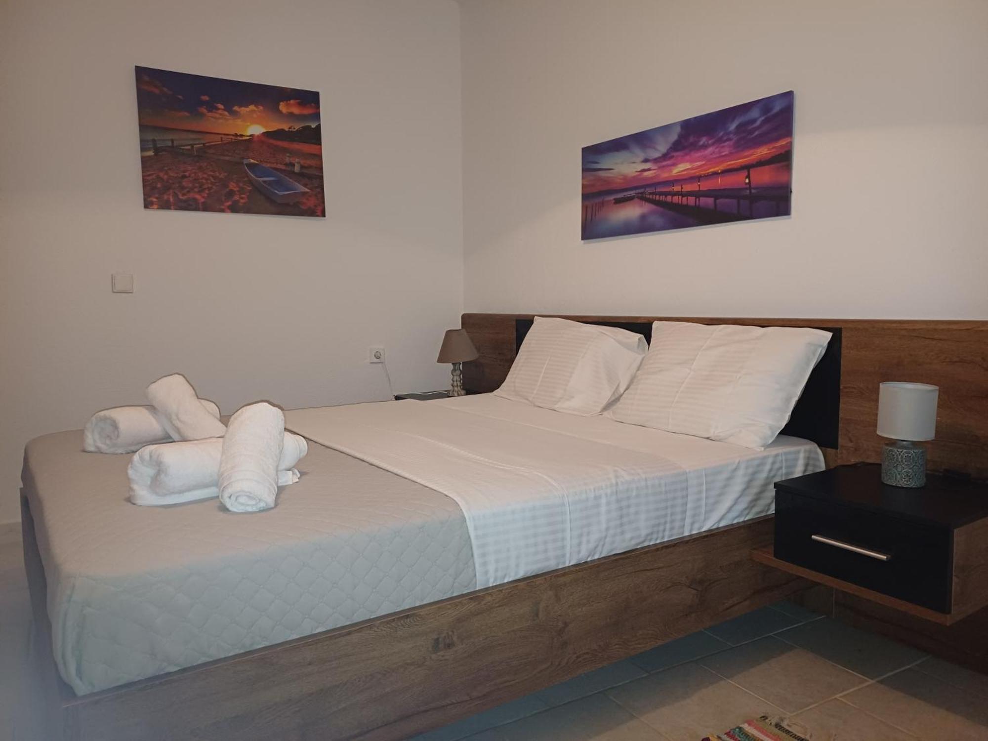 G.tzanis Luxury Apartment Parga