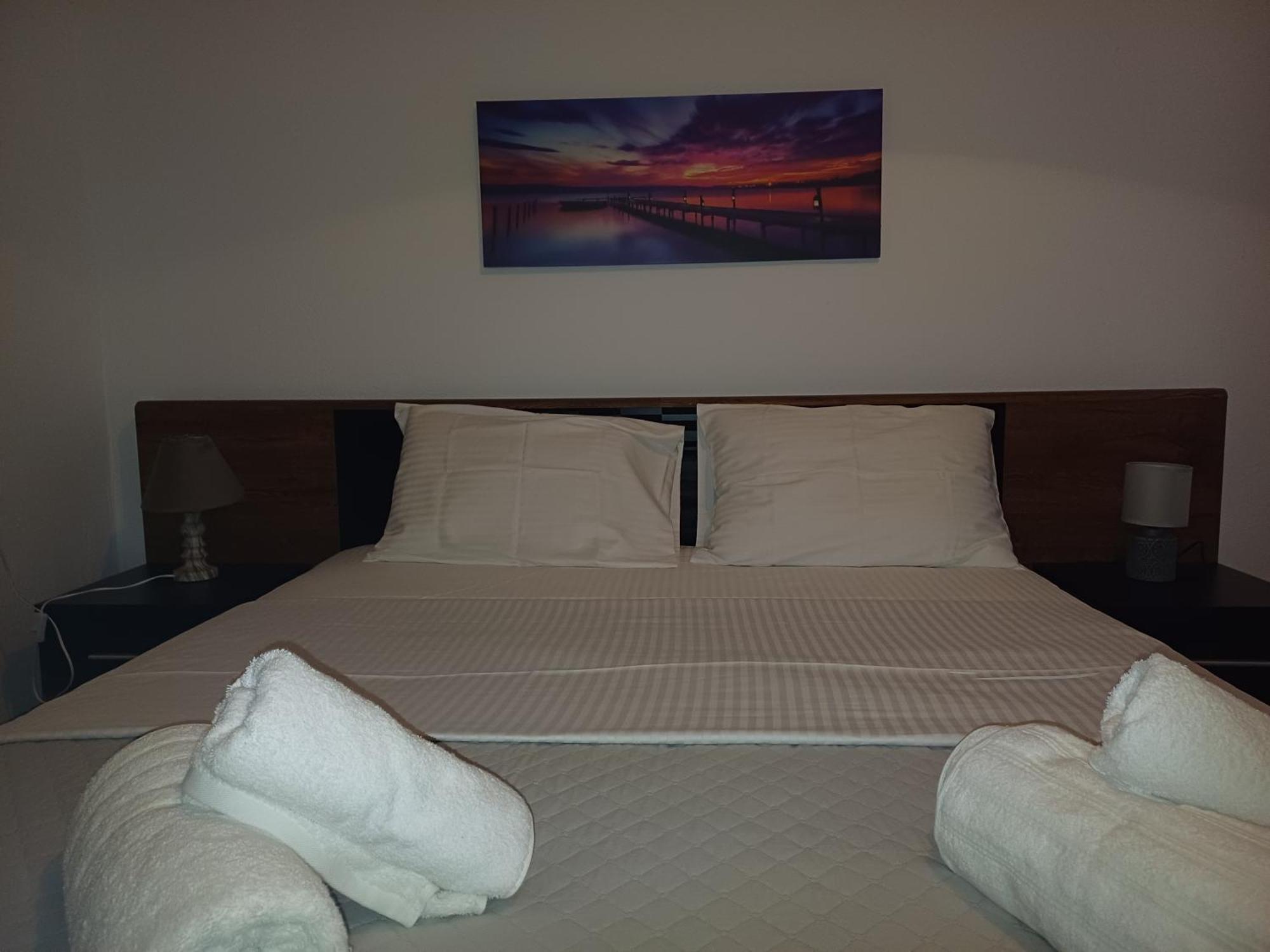 G.tzanis Luxury Parga
